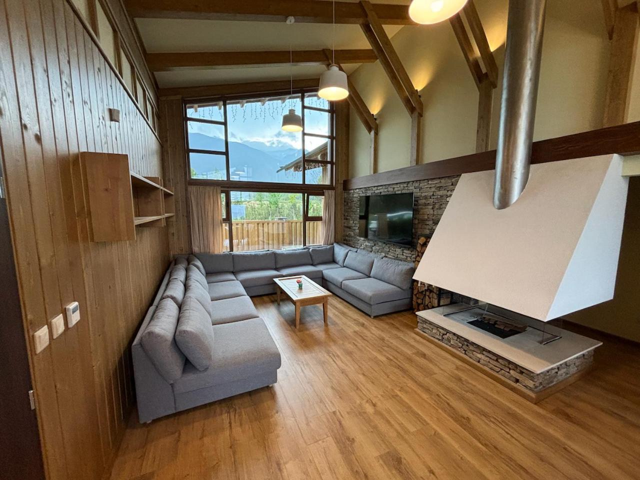 Pirin Golf Villa